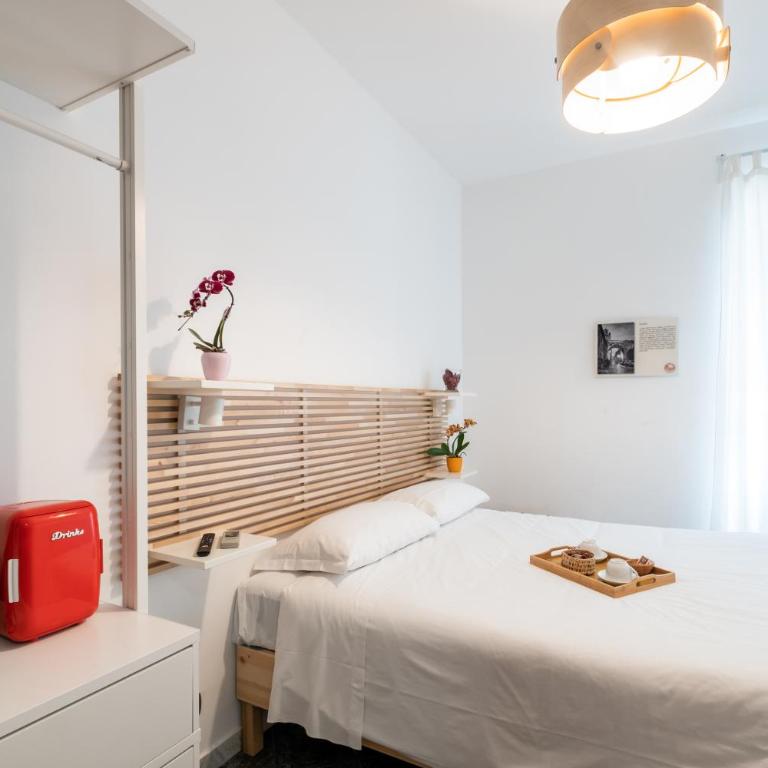 4BNB - Reale House - Double Room with Private External Bathroom - 1