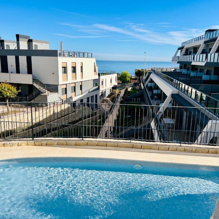 Super con gran terraza y vistas - Three-Bedroom Apartment - 39