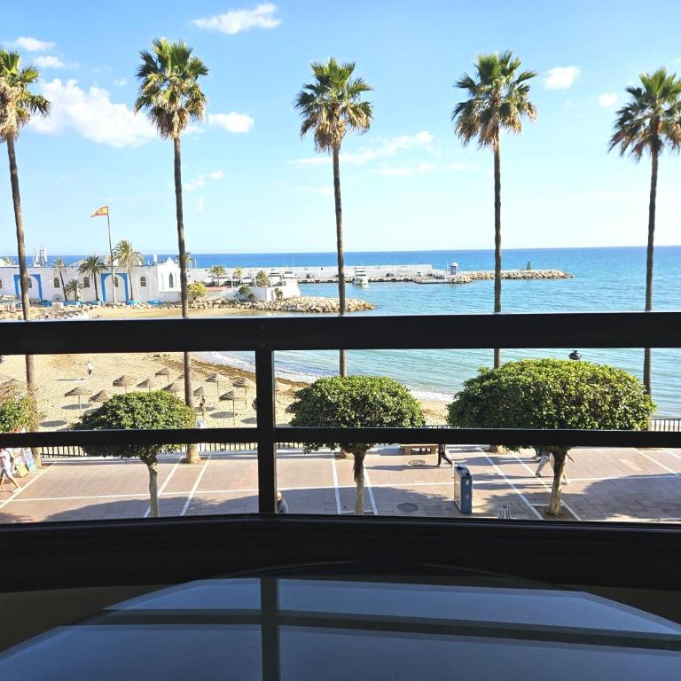 Piso Único sobre la playa en el Puerto Deportivo - Pass the Keys - Apartamento de 3 dormitorios - 34