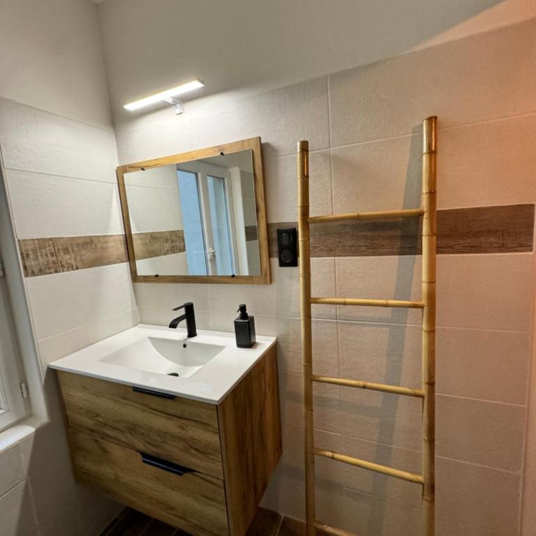 MAZET en CAMPAGNE - Appartement 2 Chambres - 6