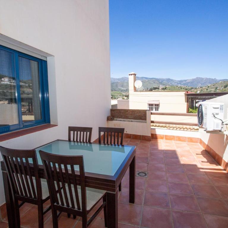 Herminia - Two-Bedroom Apartment - 14