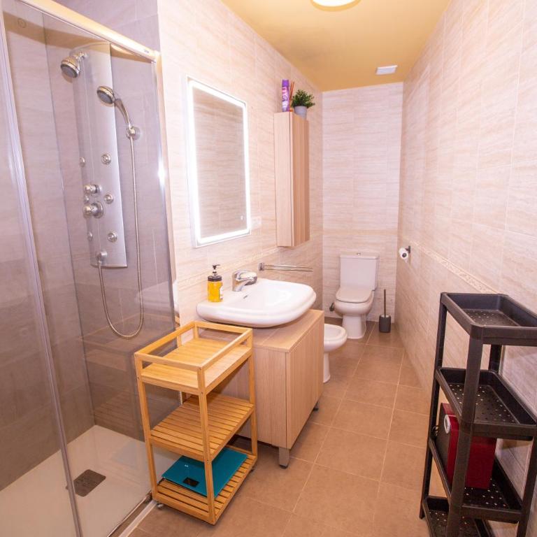 Herminia - Two-Bedroom Apartment - 16