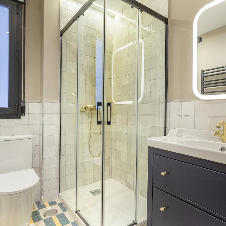 4 Ways en Madrid - Three-Bedroom Standard Apartment - 7