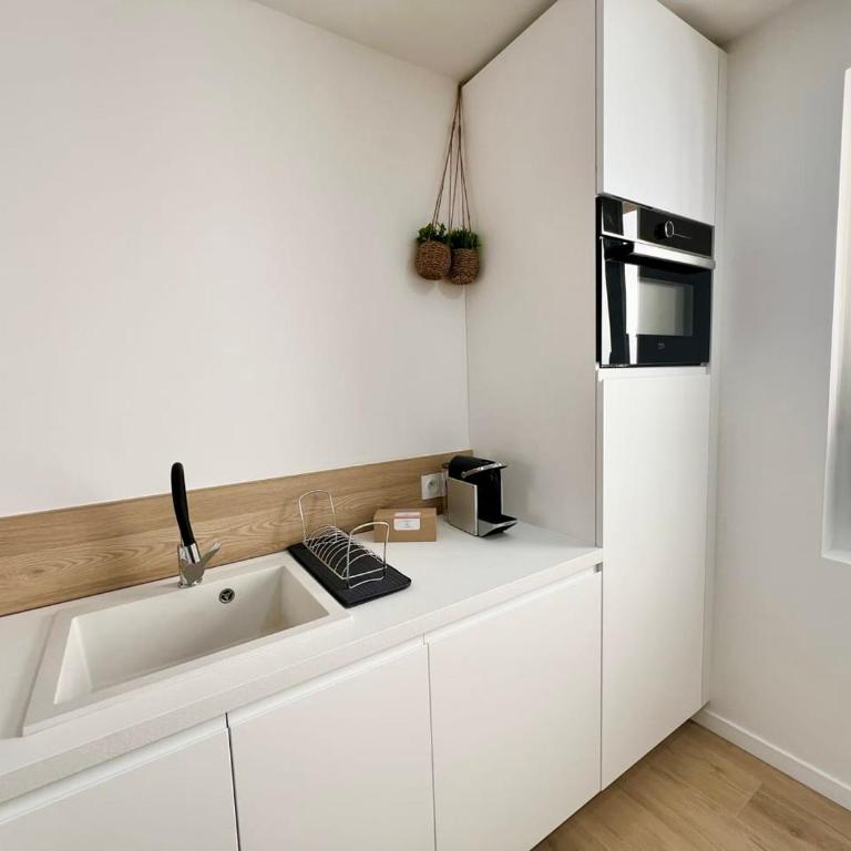 C003 Cosy a 200 m du Palais plein centre Cannes - Apartment - 13