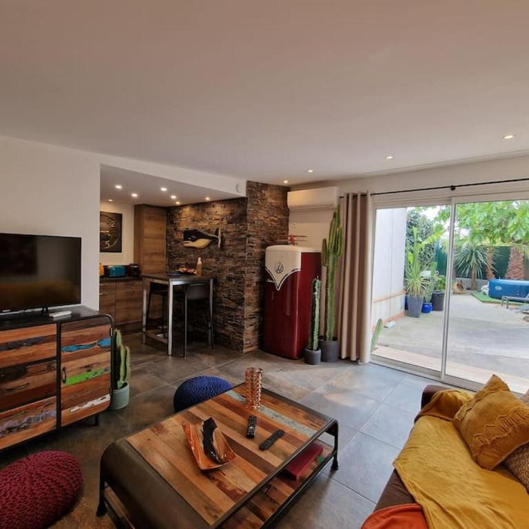 Appartement 2 Pièces proche mer calme dans villa - Apartment mit 1 Schlafzimmer - 1
