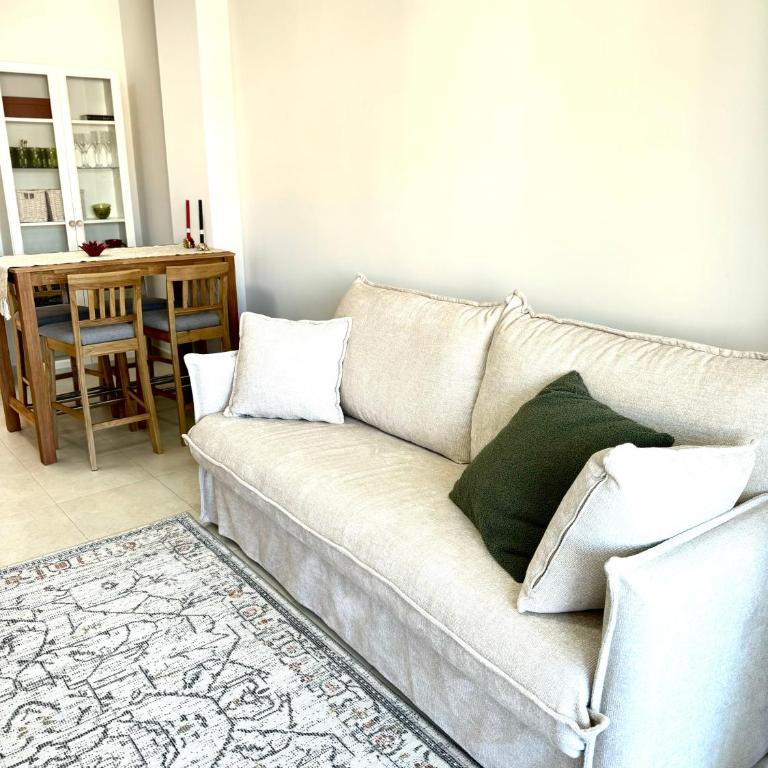 Шикарный вид! - One-Bedroom Apartment - 8