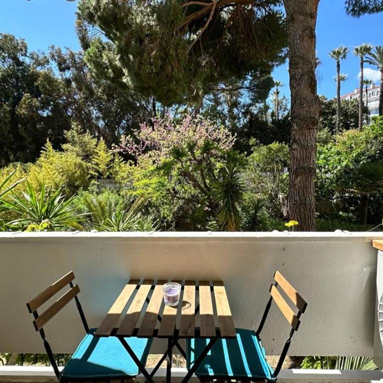 B023 Tres bel appartement proche de la mer a Cannes - Appartement - 8