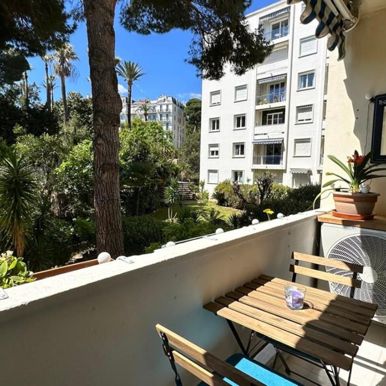 B023 Tres bel appartement proche de la mer a Cannes - Appartement - 21
