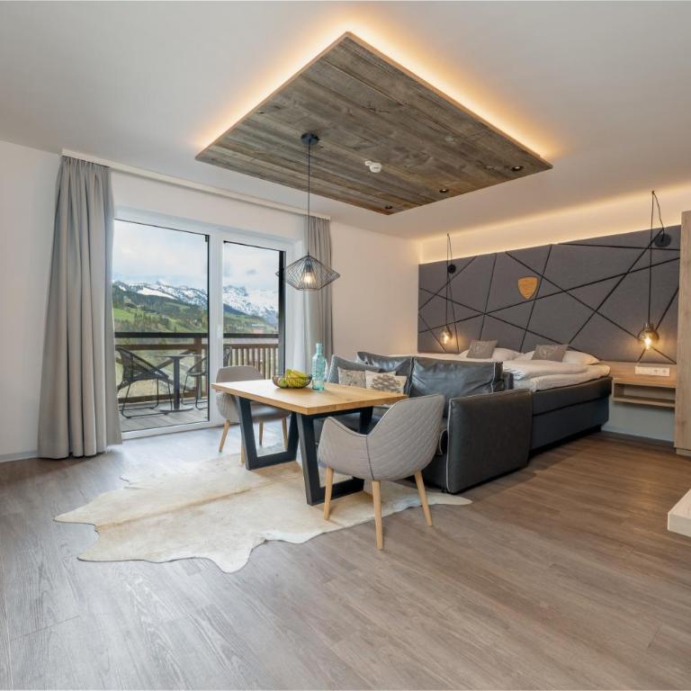 Stockinggut by AvenidA - Studio - 3