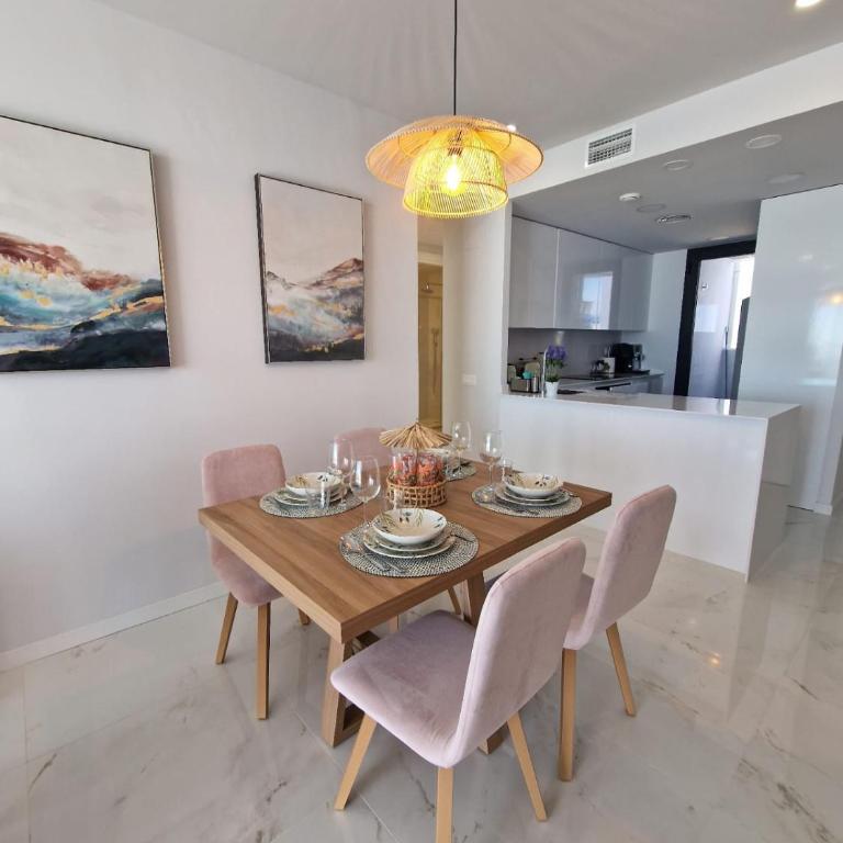 Benidorm Beach vistas al mar - Two-Bedroom Apartment with Terrace and Sea View - 12