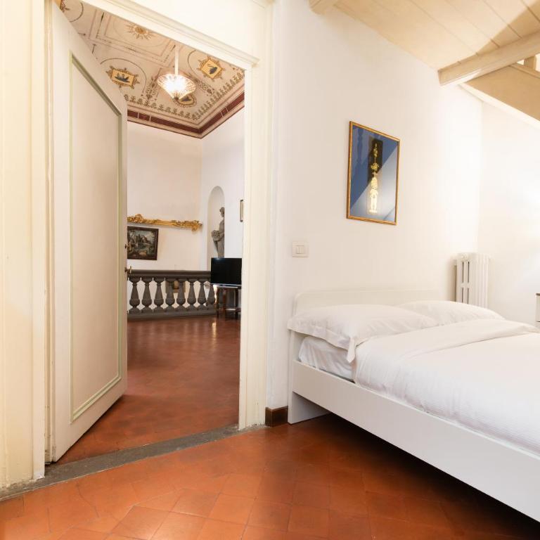 Santo Spirito Frescoed 6 sleeps apartment - Appartamento con 3 Camere da Letto - 11