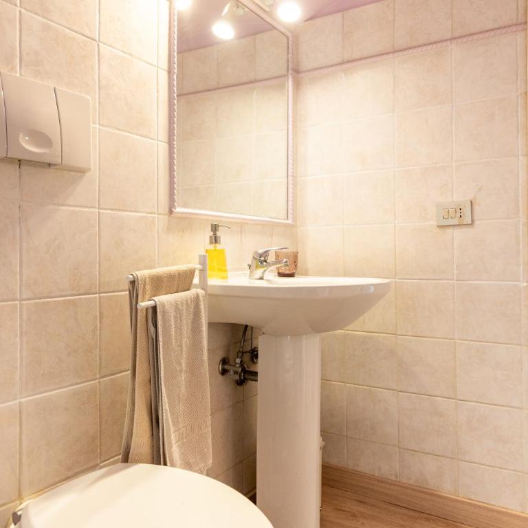 Colosseum romantic loft - Loft - 33