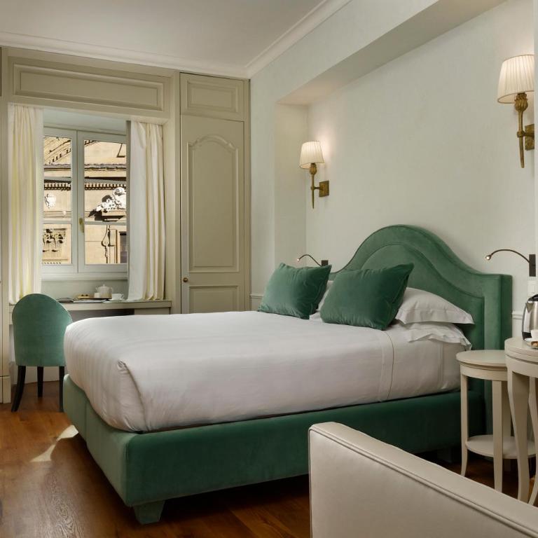 San Firenze Suites & Spa - Camera Deluxe - 6