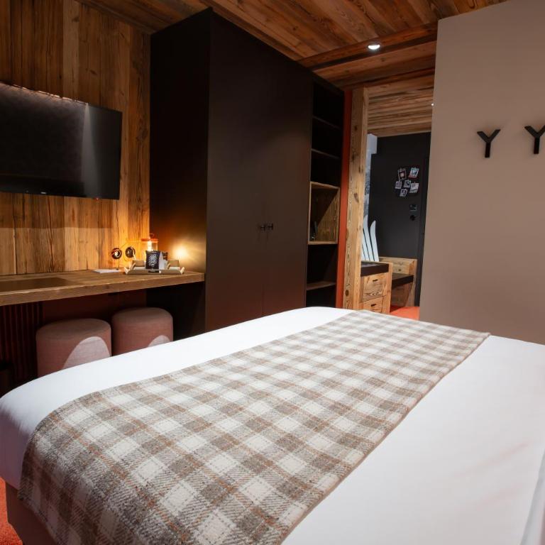 Hôtel Névé - Chambre Double ou Lits Jumeaux Deluxe avec Balcon - 1