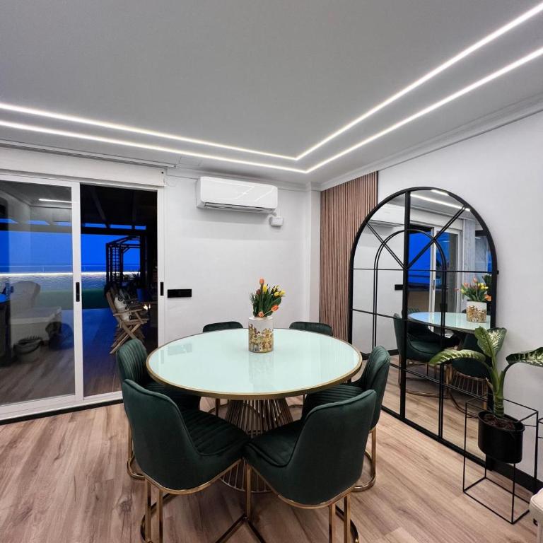 Atico LUXURY Magic World - Apartamento de 3 dormitorios - 24