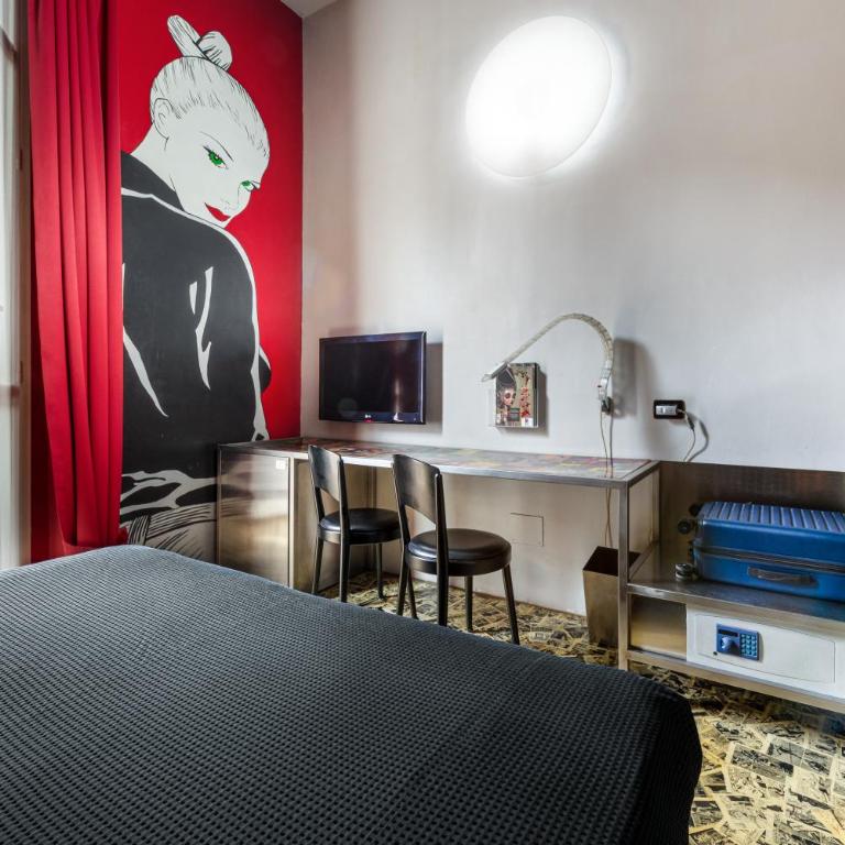 Art Hotel Boston - Deluxe Double or Twin Room - 18
