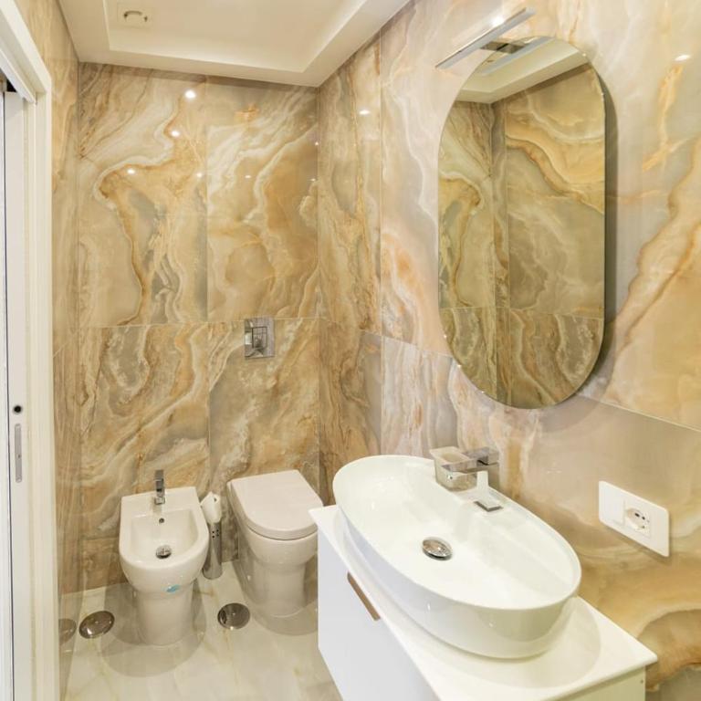 Station House 45 - Camera Matrimoniale con Bagno Privato - 4