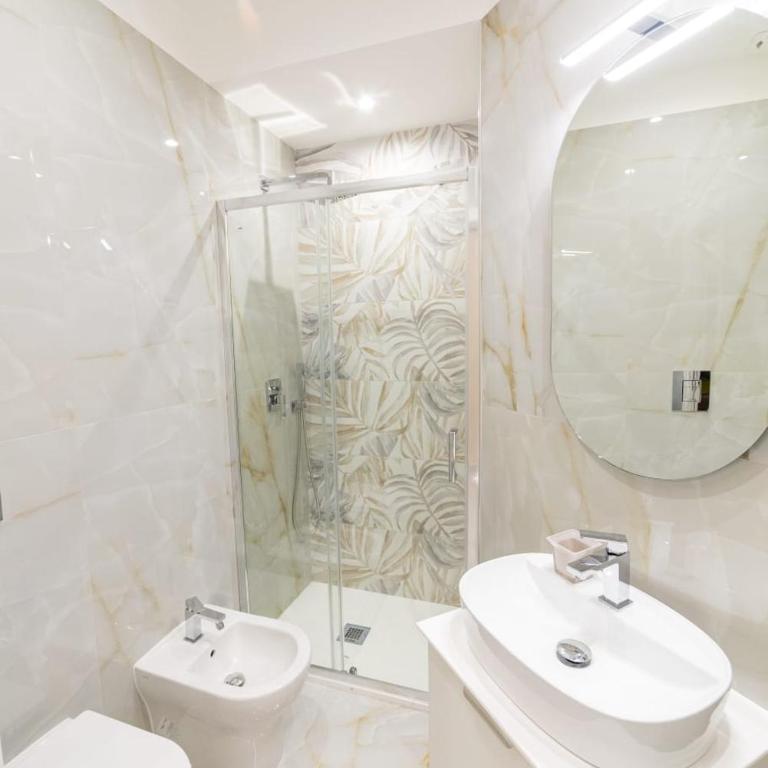 Station House 45 - Camera Doppia con Letti Singoli con Bagno Privato - 6