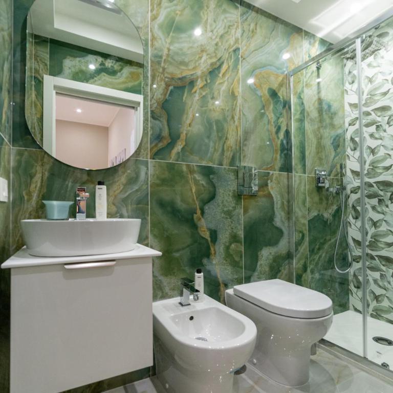 Station House 45 - Camera Matrimoniale con Bagno Privato - 4
