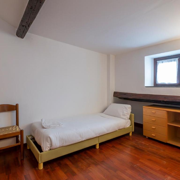 Spazioso e Comodo Appartamento in Centrale FS - AC - Appartamento con 2 Camere da Letto - 23
