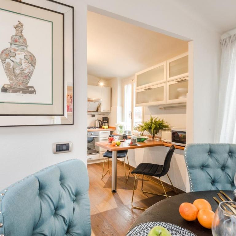 ClockTower Penthouse, 4th floor apartment with Terrace Lucca - Two-Bedroom Apartment - 38