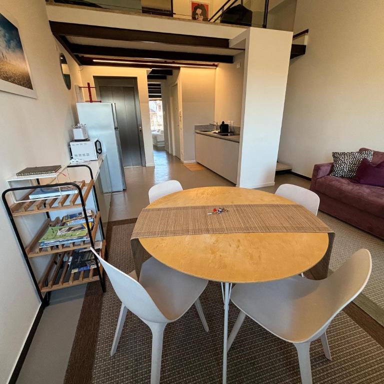 VeronaJourneys - Maisonette - Via Sant'Alessio 30 - 11