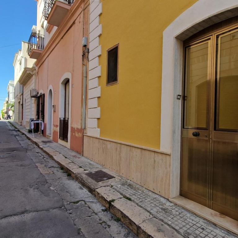 Economy Guest House - Appartamento con 2 Camere da Letto e Terrazza - 17