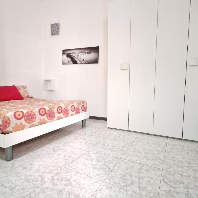 Economy Guest House - Appartamento con 2 Camere da Letto e Terrazza - 2