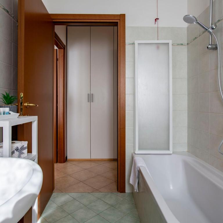 Lake Como Getaway - Central, Lake nearby - Parking & private garden - Appartamento con 1 Camera da Letto - 24