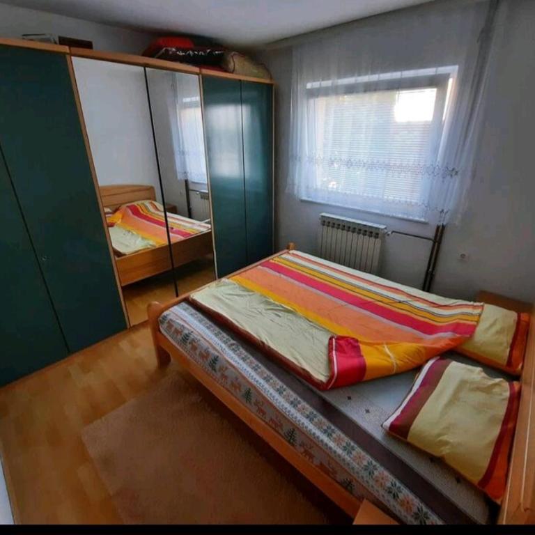 Ilidža فله مع حديقة - Villa - 14