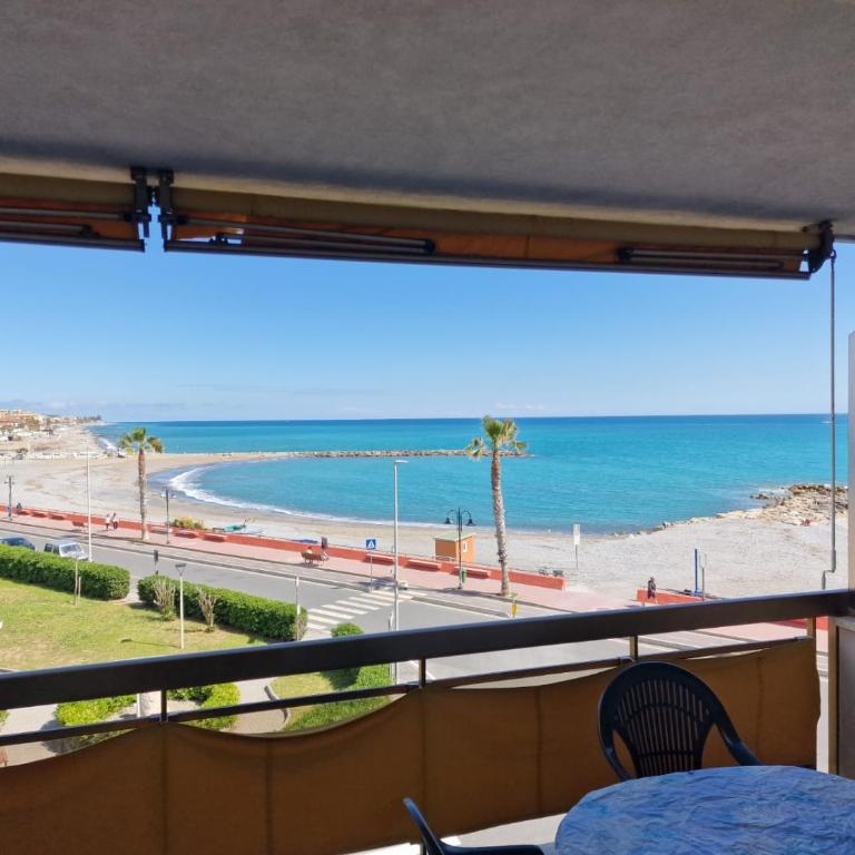 Laguna Blu - One-Bedroom Apartment - 1