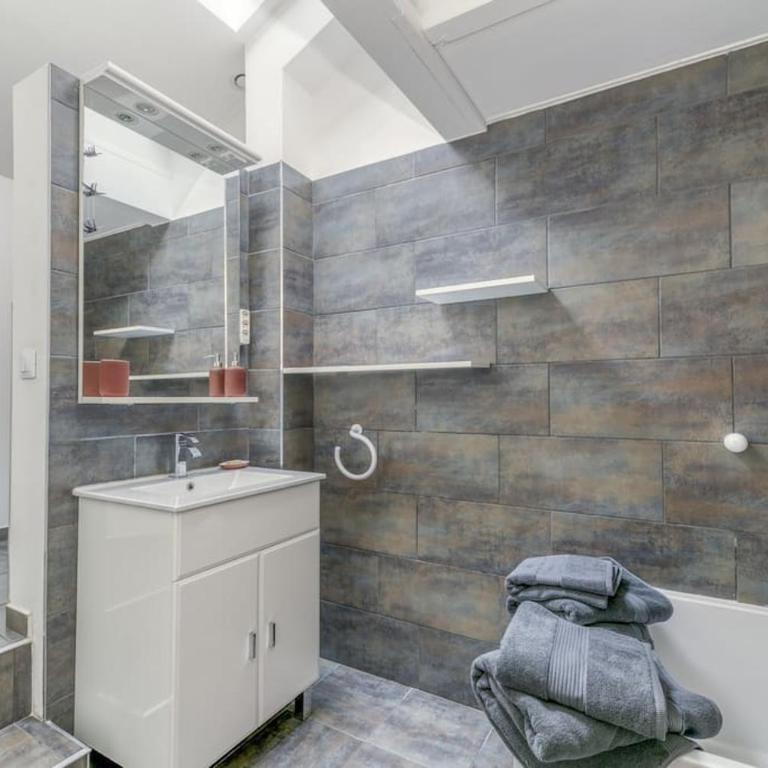 Voiron House 2 Chambres Climatisation - Apartment mit 2 Schlafzimmern - 9