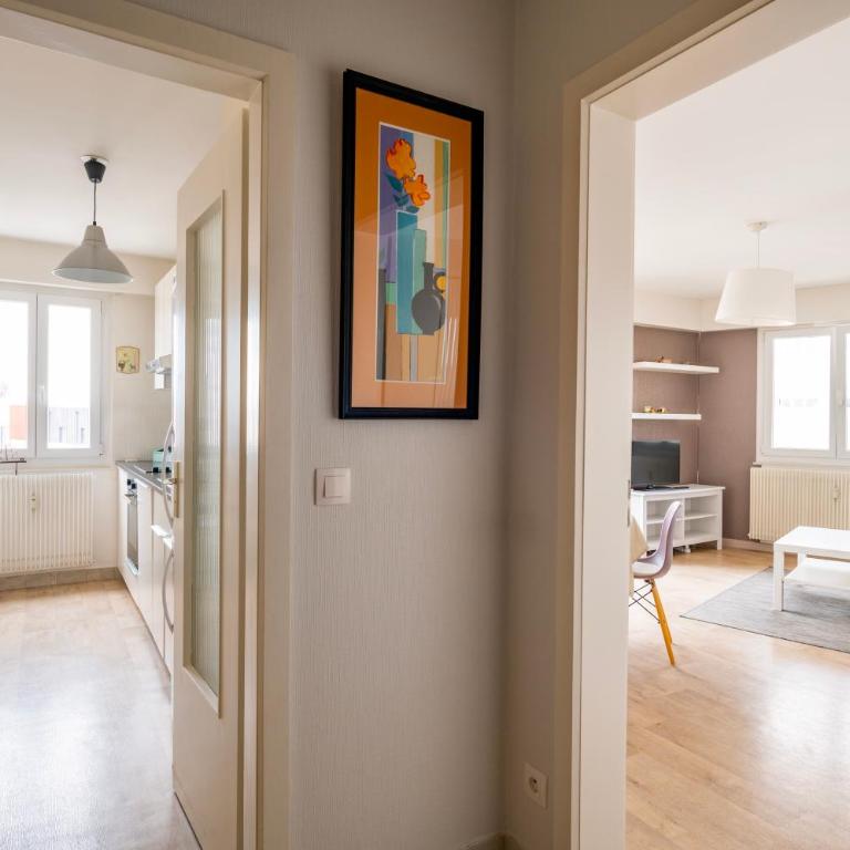 Le Saint Aloïse - Balcon, Vue à 10min du Centre - Apartamento - 11