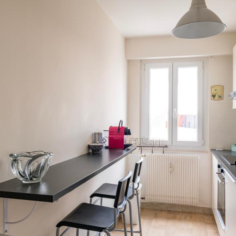 Le Saint Aloïse - Balcon, Vue à 10min du Centre - Apartamento - 12