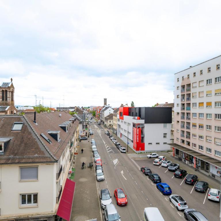 Le Saint Aloïse - Balcon, Vue à 10min du Centre - Apartamento - 5