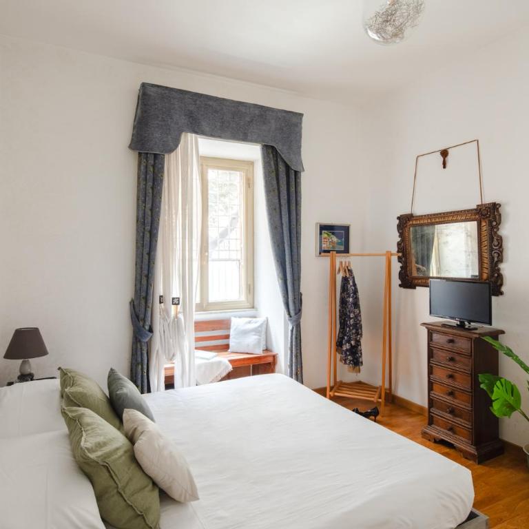 B&B Ibiscus - Camera Matrimoniale con Bagno Privato - 3