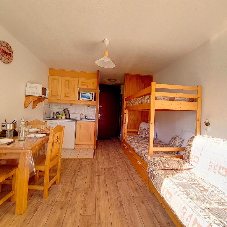 Studio Lumineux au Pied des Pistes avec Balcon – 3 Pers. - FR-1-344-1056 - Estudio - 10