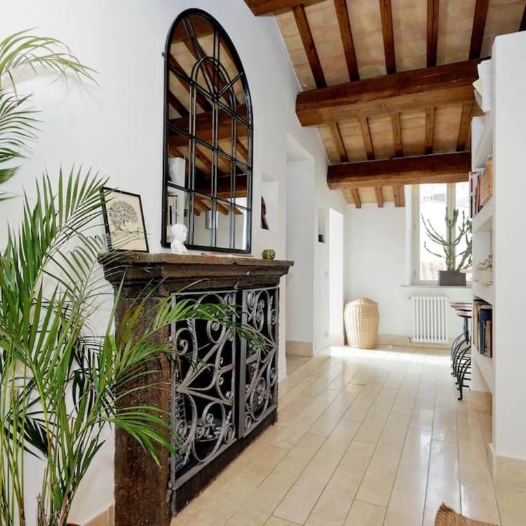 Pantheon Stylish Attic - Apartment - 3