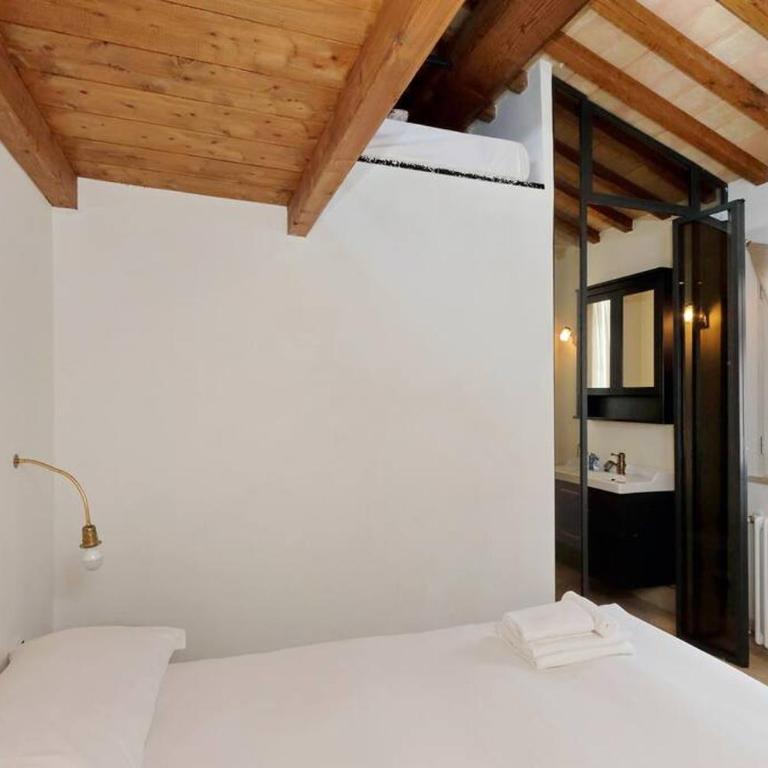 Pantheon Stylish Attic - Apartment - 10