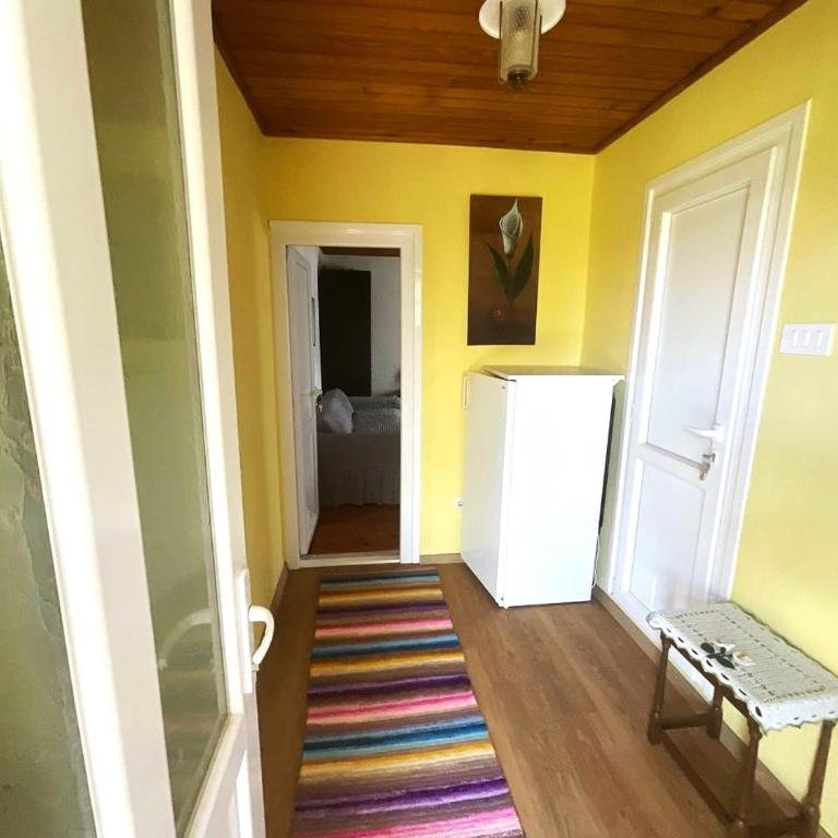 Mari's Apartment - Apartment with Terrace - 4