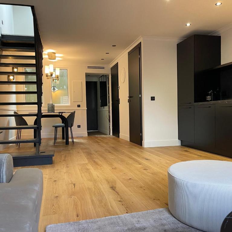 ALFRED SUITES - Appart-Hôtel - Dijon - Centre Historique - Appartement en Duplex - 15