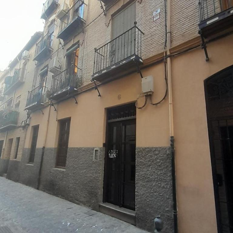 Atico Moon con terraza - One-Bedroom Apartment - 11