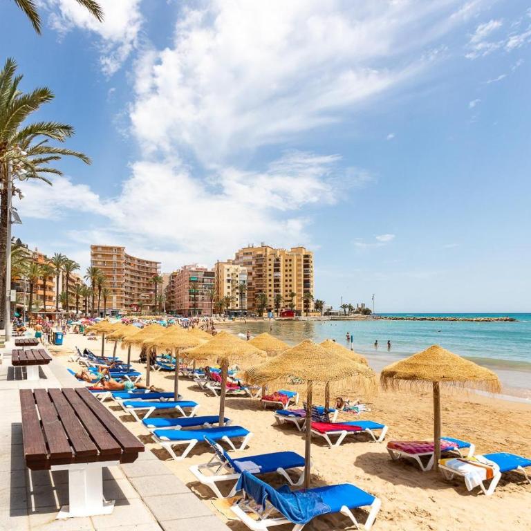 Beach House - Apartamento con balcón - 63