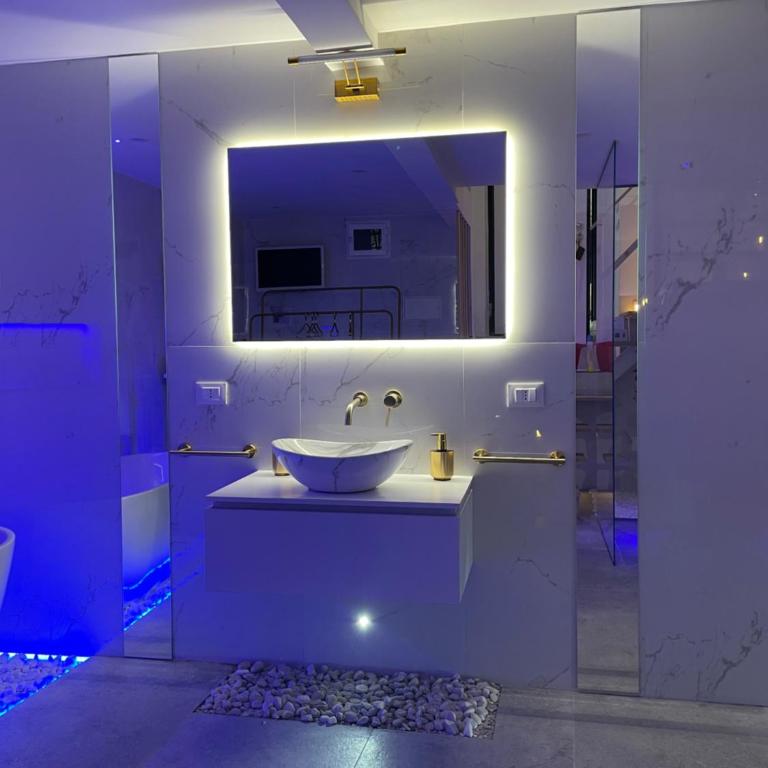 ARCUM suites - Camera Queen - 7
