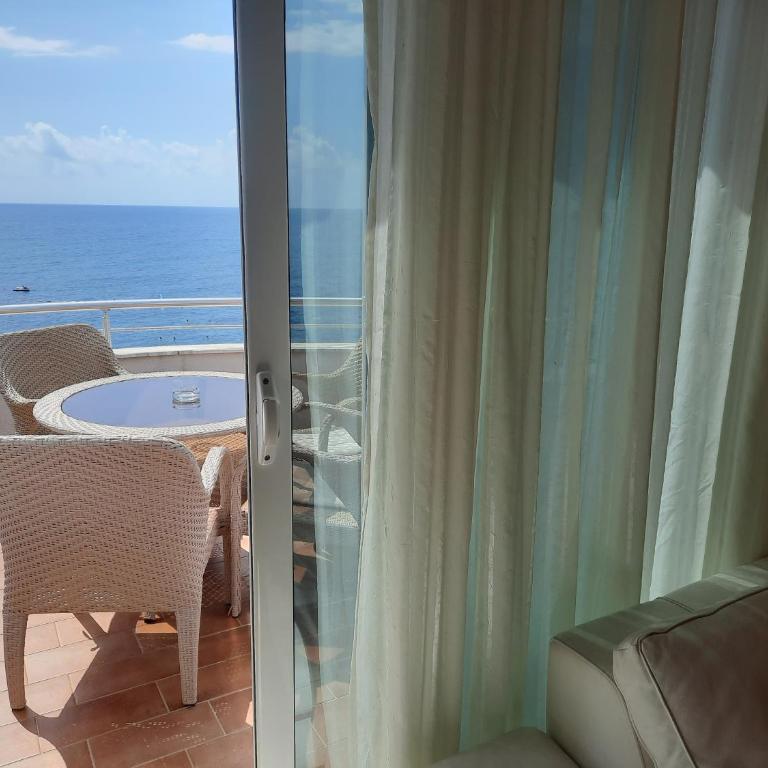 Apartments Val - Two-Bedroom Apartment with Sea View - 6