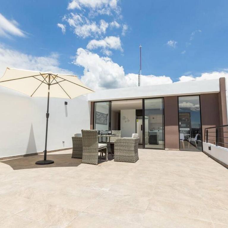 Alba Rooftop Suite - One-Bedroom Apartment - 37