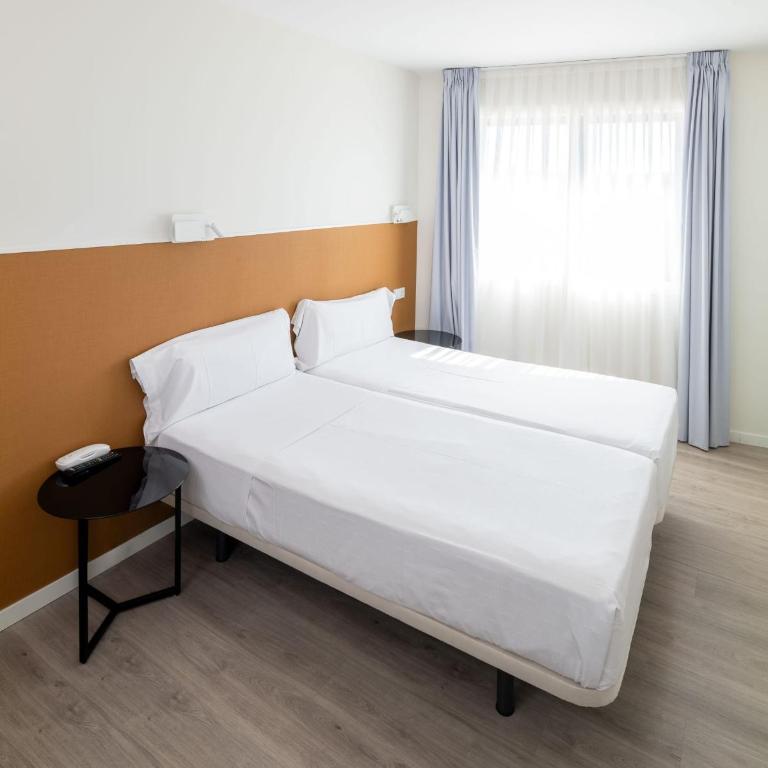 Hotel Concheiros - Standard Double or Twin Room - 5