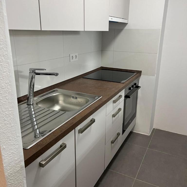 APJ Emperadores Apartment with swimming pool, 100 m from beach La Mata - Appartamento con 2 Camere da Letto - 8