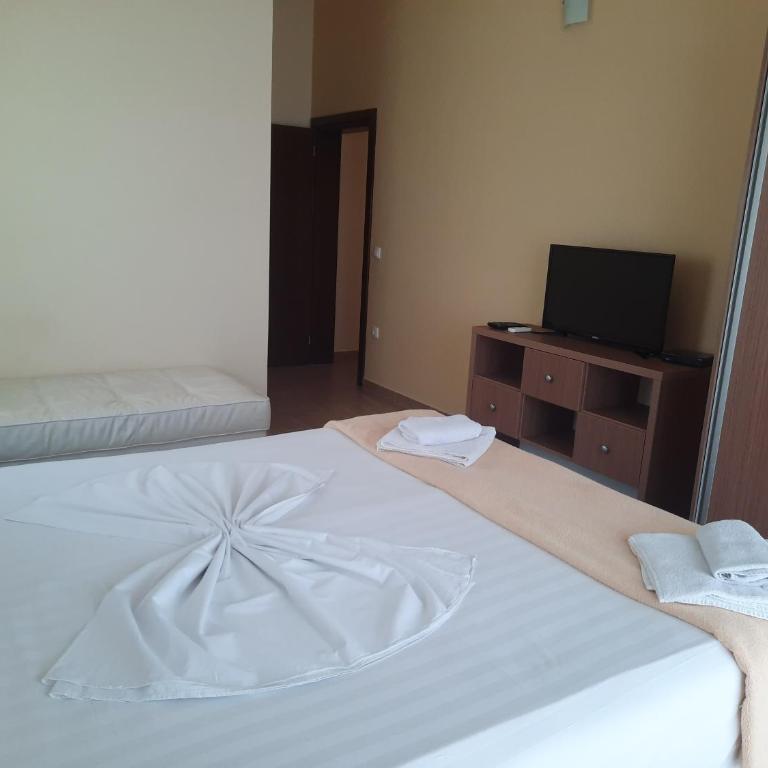 Apartments Val - Two-Bedroom Apartment with Sea View - 5