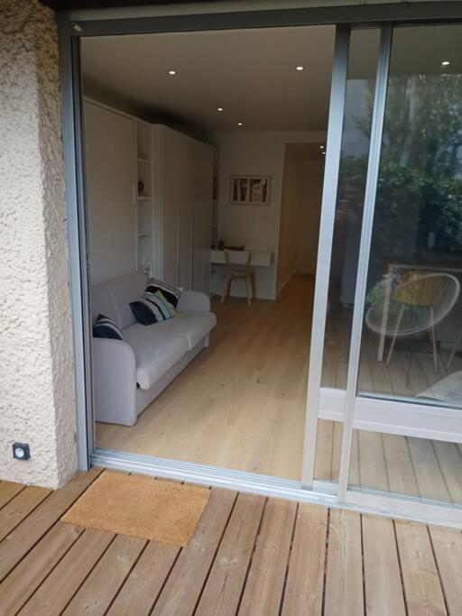Ty Jolie Super Grand Studio avec Parking et Terrasse - Appartement 1 Chambre - 11
